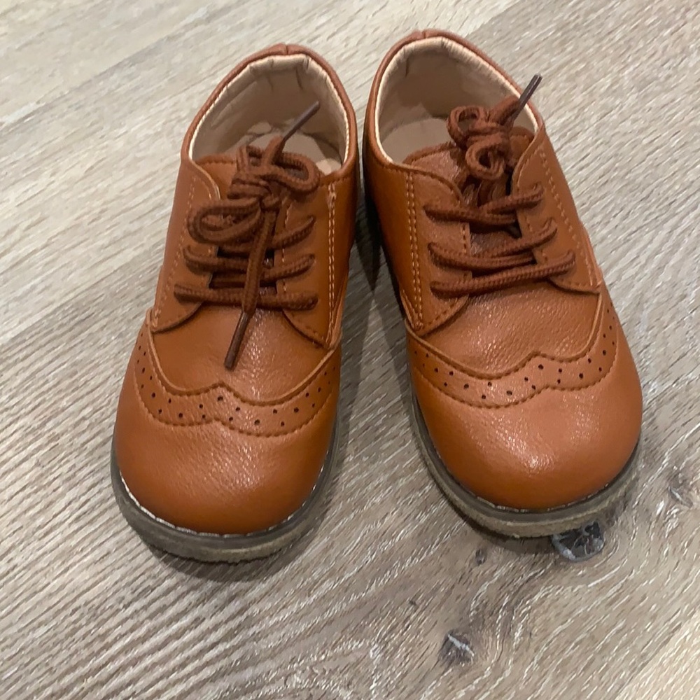 Toddler dress shoes